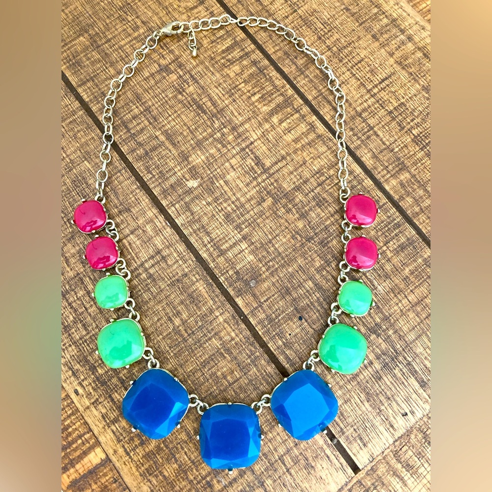 Francesca's Collections
Statement Jewelry, Necklace